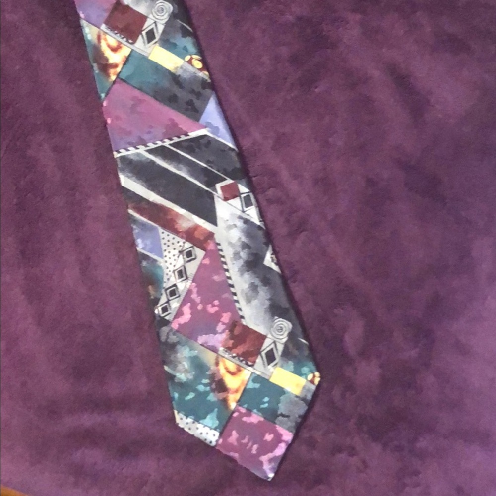 Neck tie